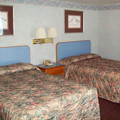 2 Full Beds, Non-Smoking Photo 1